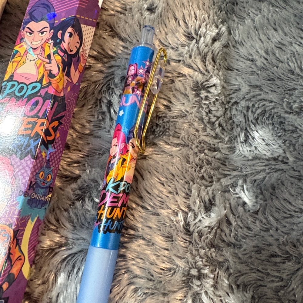 K Pop Bundle - Picture 10 of 10
